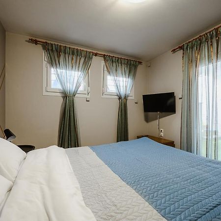 Le Petit Jardin Apartment Volos Exterior foto